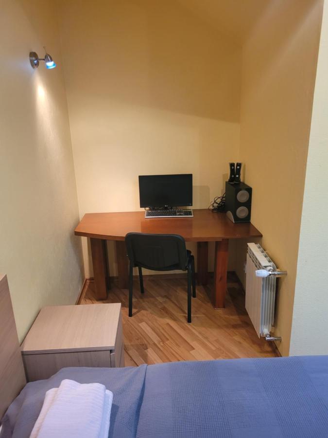 D-Mansard, Free Parking, Self-Check-In Appartement Klaipėda Buitenkant foto